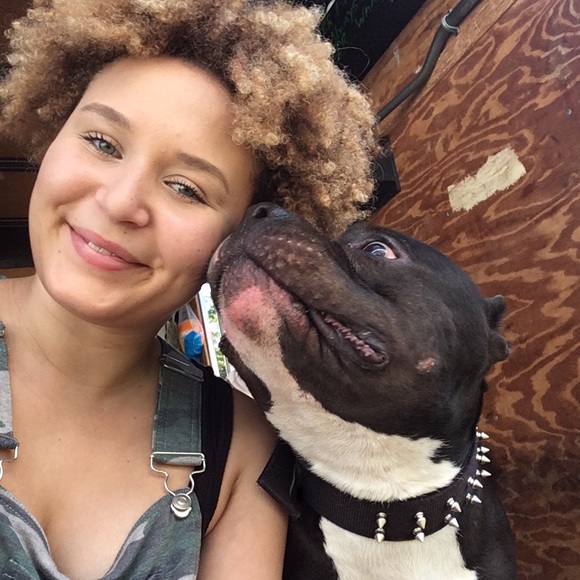 COPY - Meet your Posher, Kamille - Picture 2 of 4